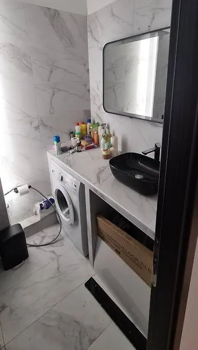 Black Retro Flat Apartment Thessaloniki